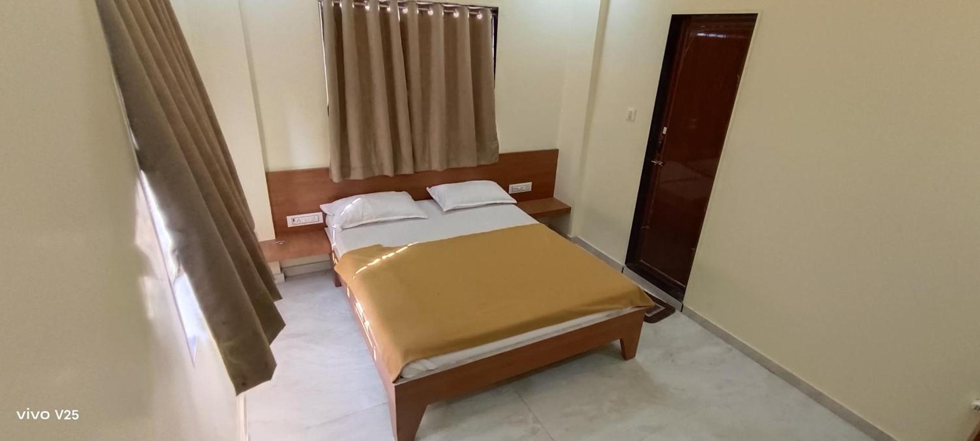 Hotel Tulsi Somnāth Exterior foto